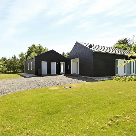 Three-bedroom Holiday In 33 Dom wakacyjny